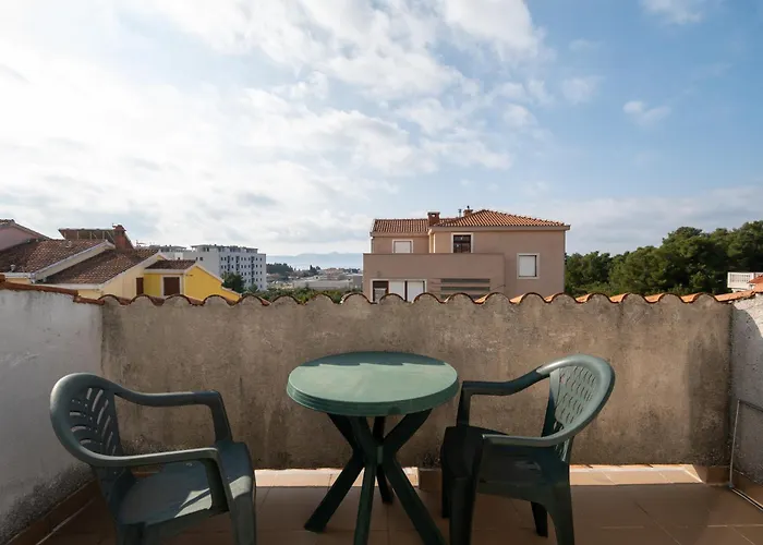 And With Parking Space - 21805